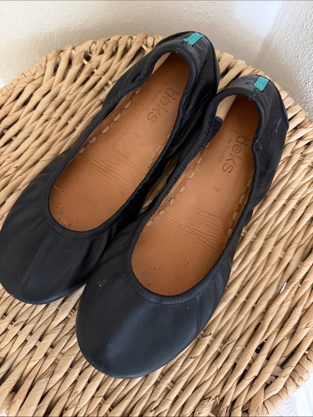 Tieks Black Leather Ballet Flats with Turquoise Heel Tab